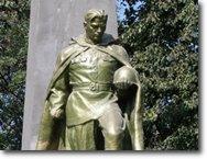 Monument to Second World War Victims: close-up